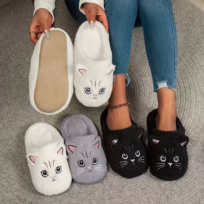 Embroidery Cat - Gemütliche Unisex-Plüsch-Hausschuhe mit Katzenstickerei – warme,