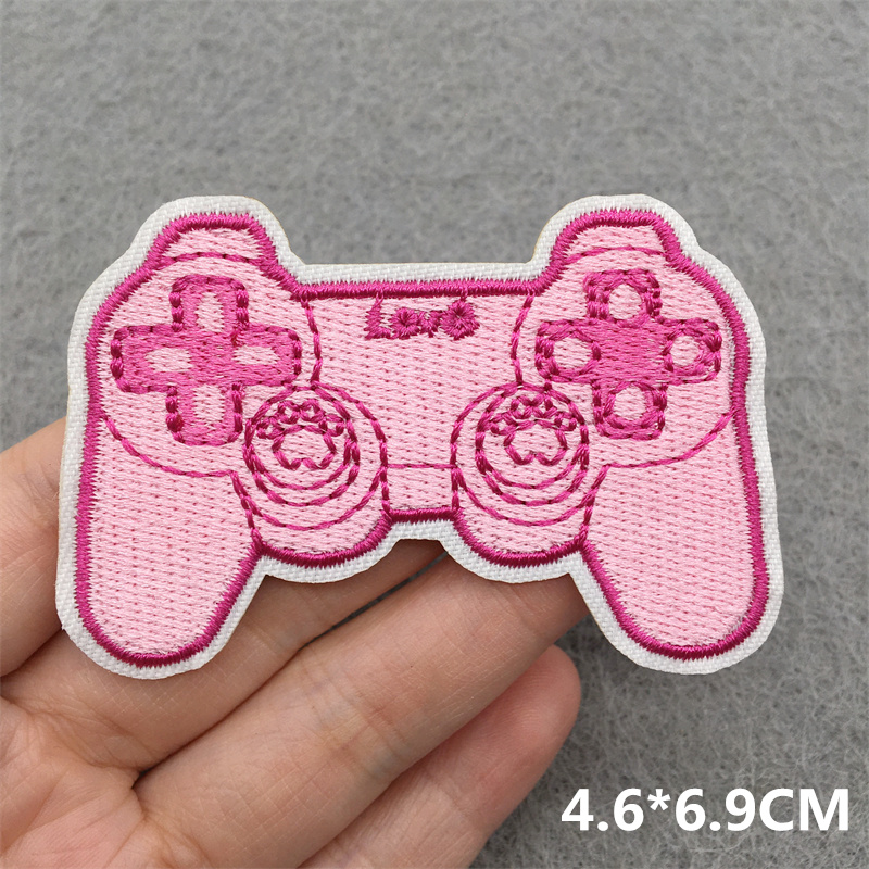 Cartoon Schmetterling Kirsche  – Embroidery Letter M Bewertung und Preis
