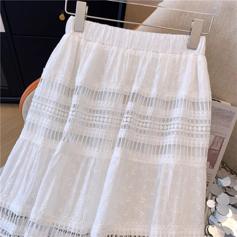 Midi-Rock mit Ösenstickerei, w – Embroidery Eyelet Bewertung und Preis